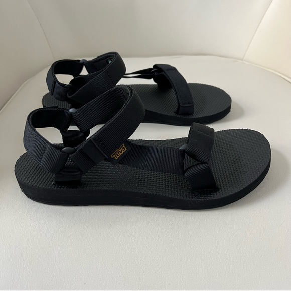 New in the box Teva Original universal black strap Sandal size various - Picture 2 of 8